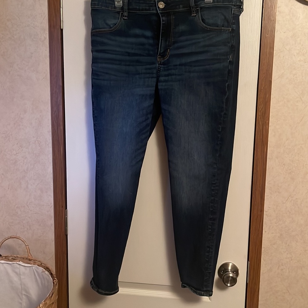COPY - NWOT NEVER WORN AMERICAN EAGLE NEXT LEVEL STETCH HI-RISE JEGGING 16 Short